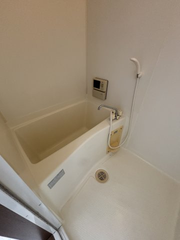 メゾンナカムラ北堀江の浴室
