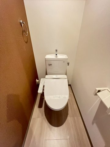 ホープ西宮 のトイレ