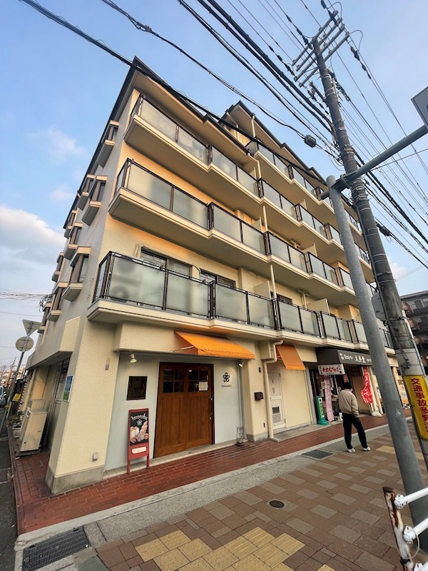 SHALOM HIRANOの外観