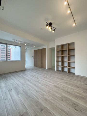 La Douceur湊町の居間・リビング