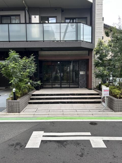 【エントランス】 | ラ・グラース本川越 | 毎日通るエントランスはこのようになっています