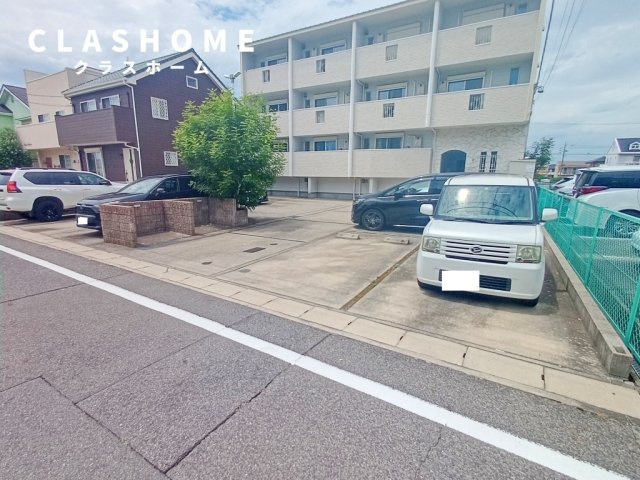 Kuroe(クロエ)　　刈谷市の賃貸ならクラスホーム刈谷店の駐車場