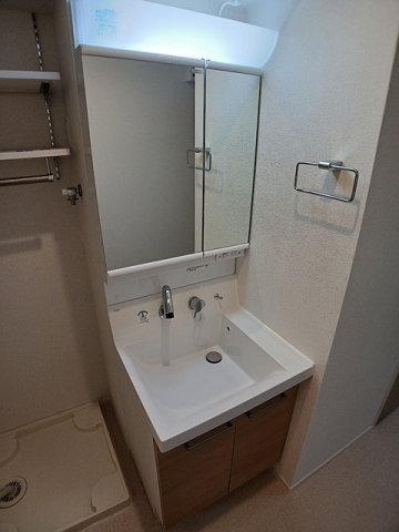 トゥッティ　桜木の洗面所