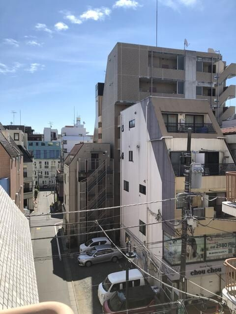 泊第一ビルの展望