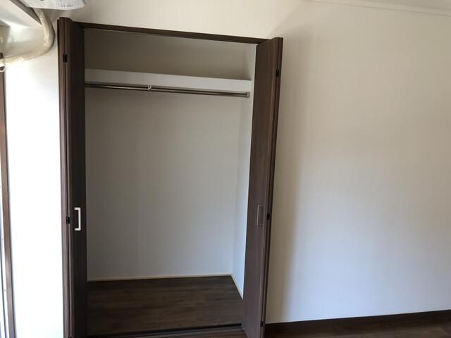 泊第一ビルの収納