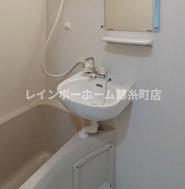 ジャスミンテラス五反野の洗面所