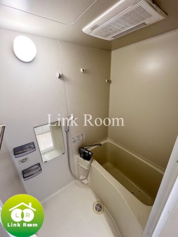 ドゥーエ東陽町の浴室