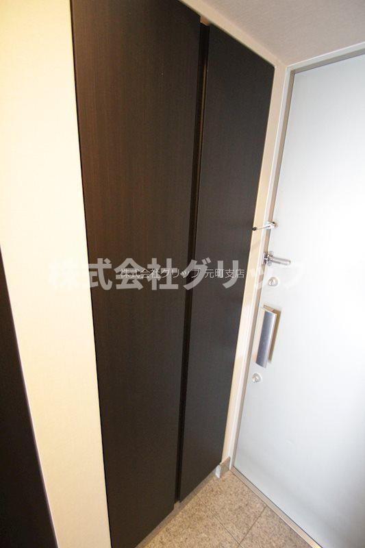 グラマシー横濱関内の玄関