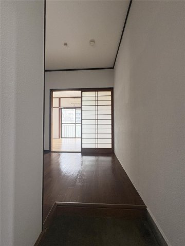 ラピタ大江の玄関