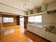 【居間・リビング】 | 岩国市立石町四丁目戸建