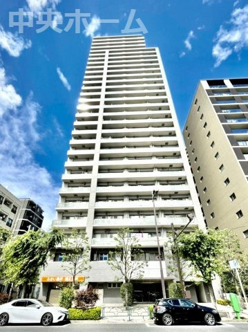 日暮里アインスタワーの外観|2005年1月築。ペットの飼育可能マンションです。28階建てのタワーマンション。山手線「日暮里駅」徒歩5分のロケーション。