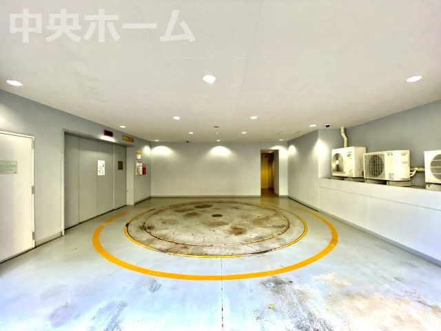 日暮里アインスタワーの駐車場|【敷地内駐車場】最新の空き状況や費用などの詳細は担当スタッフまでお問い合わせください。