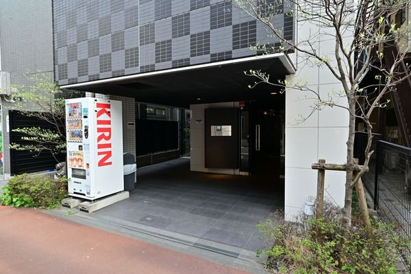 AXAS千鳥町アジールコートSta.のエントランス