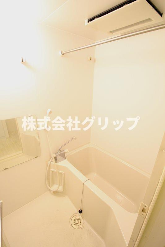 リクレイシア西横浜の浴室