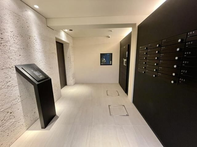 エストゥルース小竹向原
