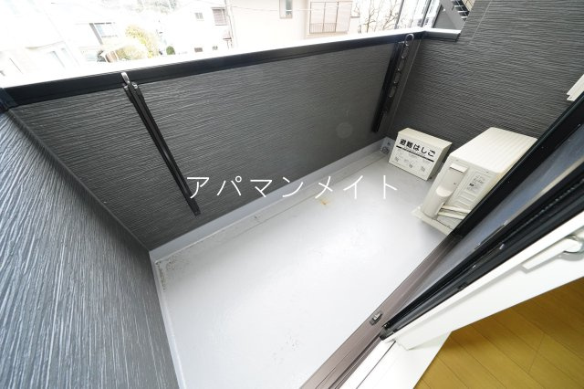 【バルコニー】 | バルコニーで洗濯物が干せます