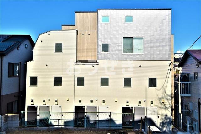 ヒルズ徳丸の外観