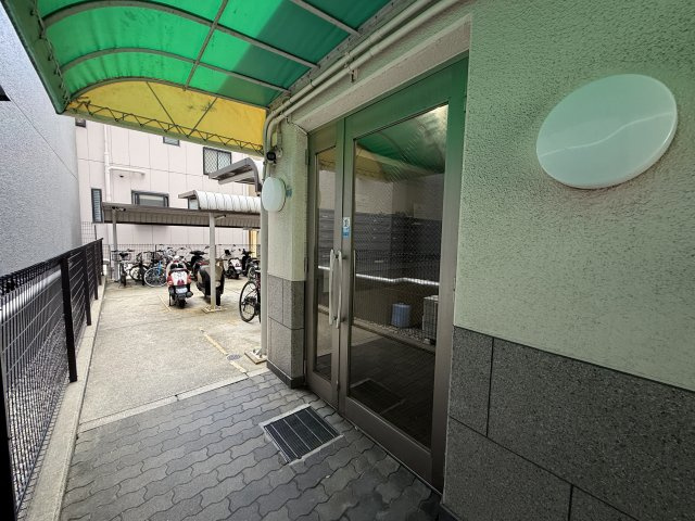 エポック弓木のエントランス