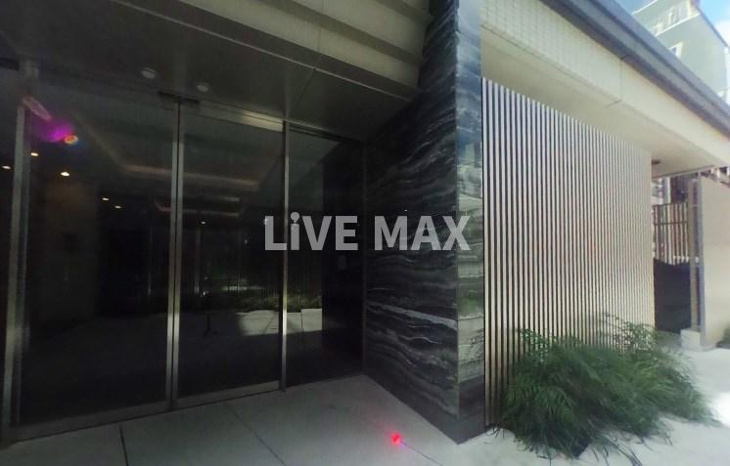 【エントランス】ラグゼナ秋葉原 