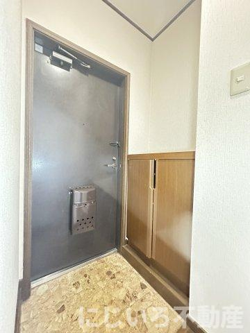 エクセレントハイツコスモⅡの玄関