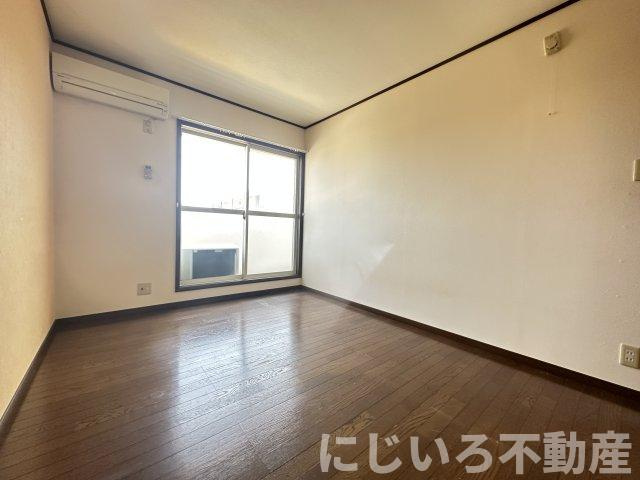 エクセレントハイツコスモⅡの居間・リビング