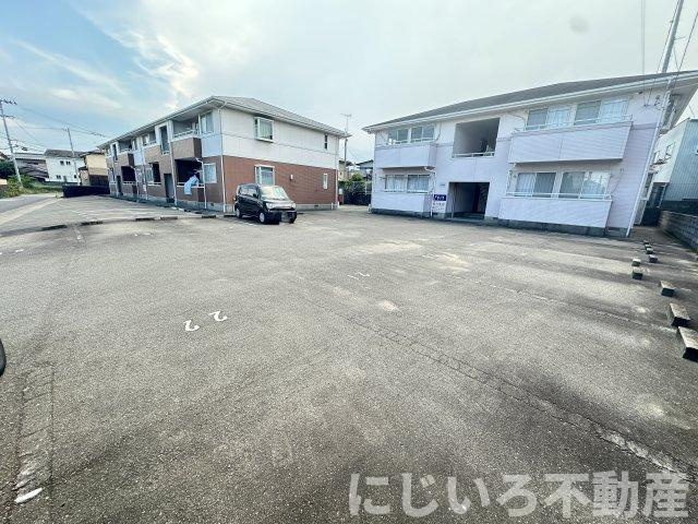 エクセレントハイツコスモⅡの駐車場