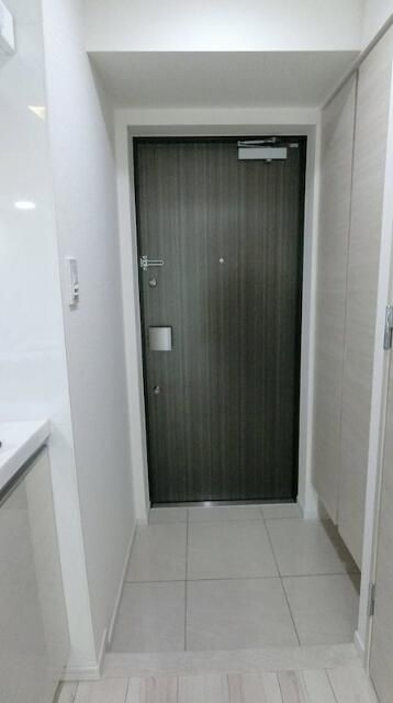 ＨＹ’ｓ　住吉Ⅱの玄関