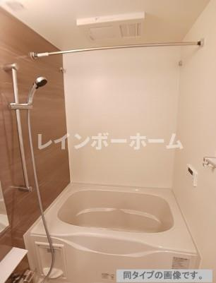 Olive・EAの浴室