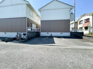 ハイツ鴨谷台のエントランス