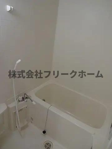 三鷹市下連雀３丁目の賃貸マンションの浴室