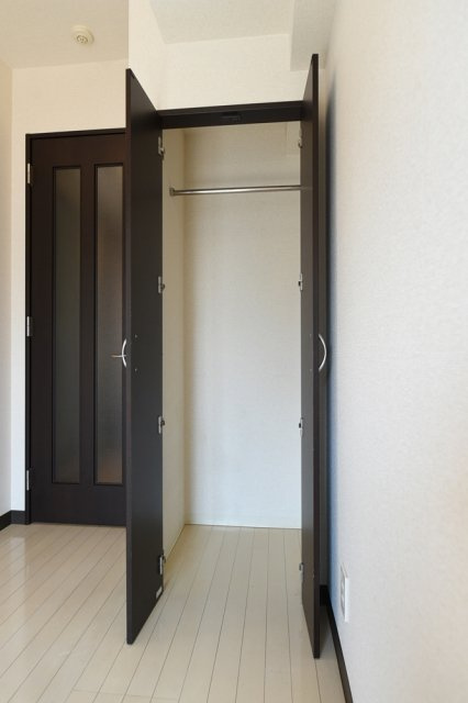 ファーストプレイス菊川の収納