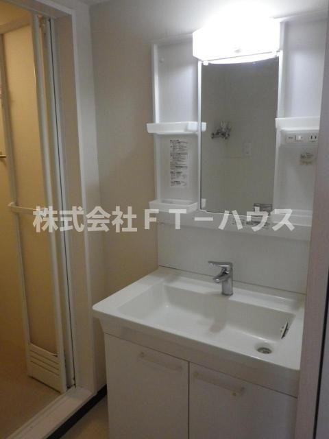 西船橋ハイム２号棟　（Ｐ付）の独立洗面台