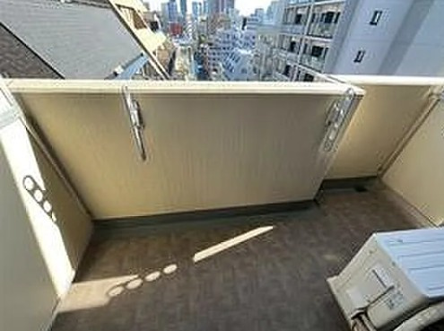 グラントゥルース門前仲町のバルコニー