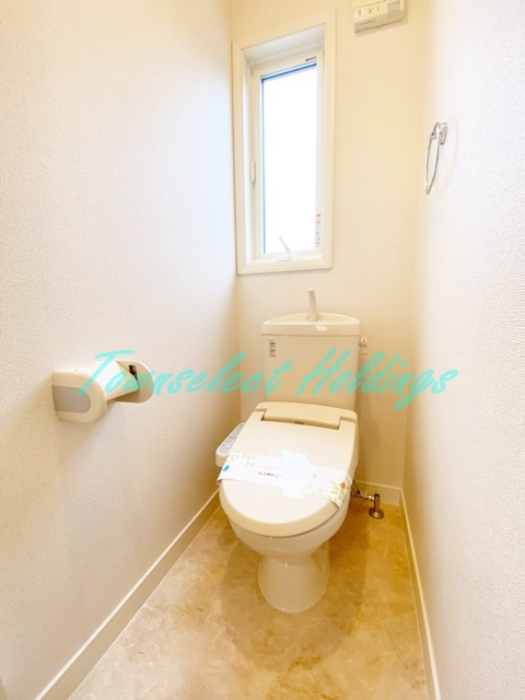 片瀬海岸３丁目戸建のトイレ|トイレ個室♪