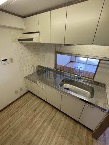 ビレッジハウス東松山タワー2号棟のキッチン