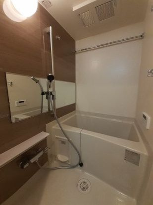ウエスト シックスの浴室