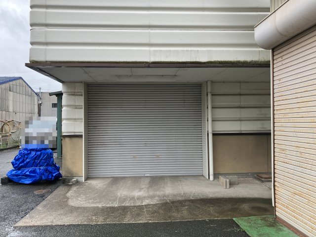 豊川市小田渕町３丁目の工場の外観