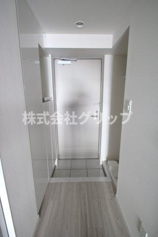 リヴシティ横濱石川町の玄関