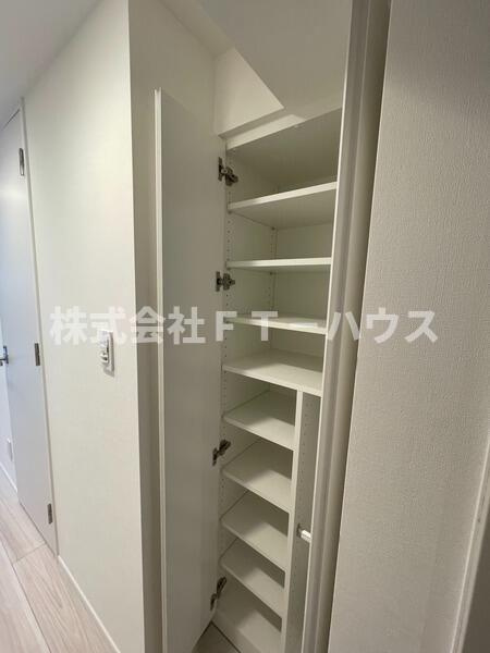 アーバンパーク行徳ステーションフロントの収納