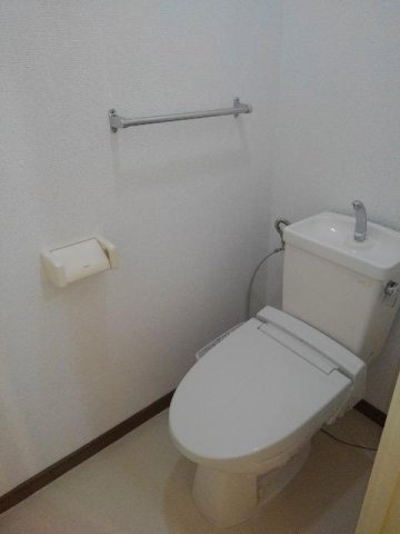 ハイツ西井Ⅰのトイレ|清潔感のあるトイレです