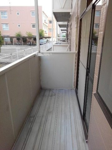 ハイツ西井Ⅰのバルコニー|バルコニーがあります