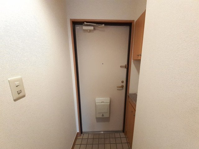 クローバーハイツの玄関|毎日通る玄関はこちらです