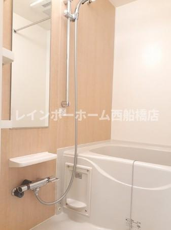 レーヴ習志野の浴室