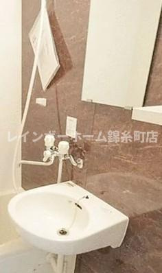 アーバンウィル田端の洗面所