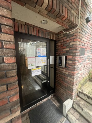 レジェンド代官山のエントランス