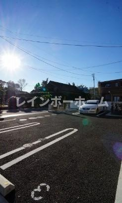 アマポーラの駐車場