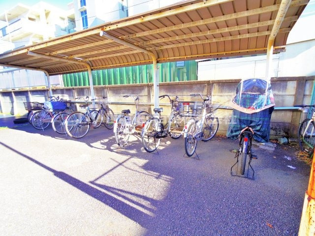 小平市花小金井６丁目の賃貸マンション