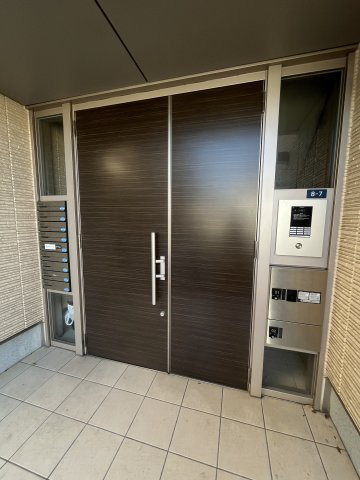 【エントランス】シャーメゾン シティグランデ 