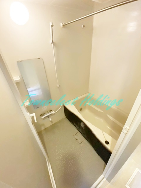 藤沢市鵠沼橘１丁目の賃貸マンションの浴室