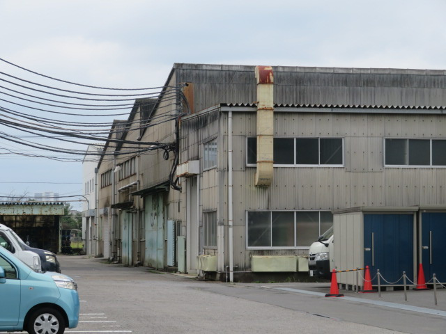 越谷市大字増林の倉庫